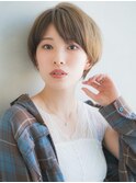 耳かけシンプルショート/大人ガーリー/くすみベージュ/髪質改善