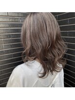 ティエル(Tiele) スモーキーベージュ