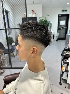 カルロイースタイル(CARLO e-style) スキンフェード