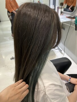 グク(GUK) オリーブベージュ×イヤリングカラー　オリーブ