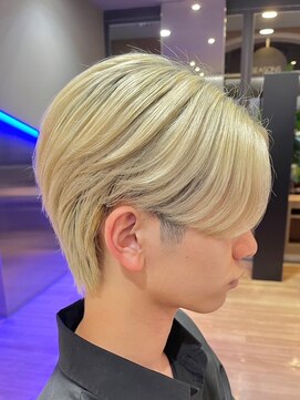 シーズンズセントリック 吉祥寺(SEASONS Centric) メンズ/韓国風センターパート/ブリーチカラー