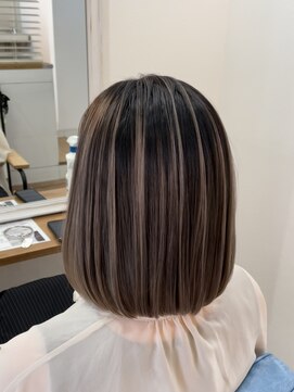 フク ヘアーワークス バイ フェニーチェ(fuku hair works by FENICE) シャドールーツ