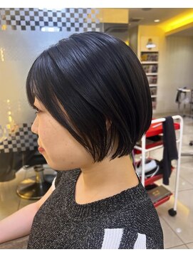 ルプル バイ フェイス 磯子(L'pul by face) ショートボブ/20代