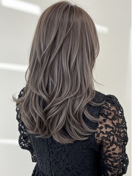 エル 新小岩(elu) 美髪/ワイドバング/レイヤーカット/くすみベージュ/新小岩駅