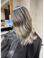 サニー 渋谷(SUNNY) バレイヤージュ、ハイライト、レイヤーロング、グレーベージュ