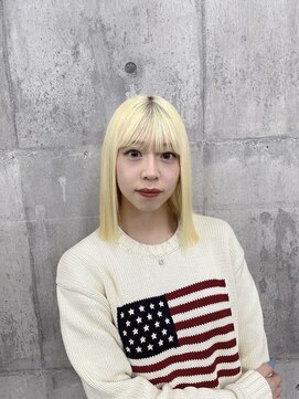 モニカ(MONIQA) ブロンド