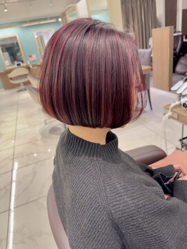 アッシュ 下北沢店(Ash) ピンクハイライトのパツッとボブ