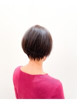 ヘアリラクゼーション クインズベリー(Hair Relaxation Queen's Berry) 首元スッキリ丸みショート1.08似合わせカット