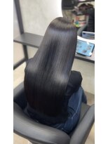 ユニー(uniii)&nbsp;暗髪サラツヤストレート