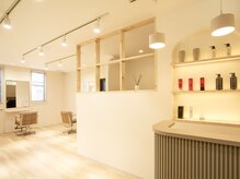 ココリット(cocorite)の雰囲気（柔らかな光に包まれる店内）