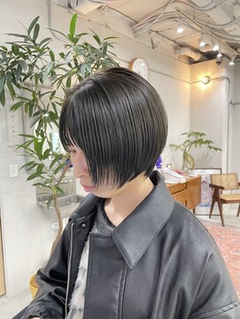 ヘアー アイス カンナ(HAIR ICI Canna) 大人女子におすすめ/ミニボブ/束感カット/オリーブカラー