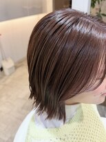 プレフェレプレフェ(prefere prefe)&nbsp;アレンジも楽しめる肩上切りっぱなしボブ