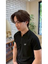 シフト(SHEEFT) センターパートリクルートビジネスカジュアル艶カラーメンズヘア