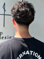 マップメンズデザイン(map men's design) 刈り上げ 波巻きパーマニュアンスパーマ 20代 ツーブロック
