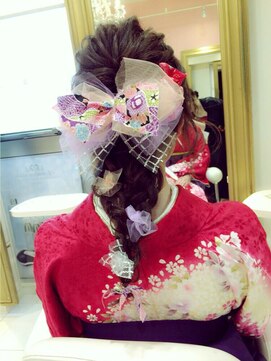 ヌーム 塚本店(NOOM) 編みこみダウンアレンジ