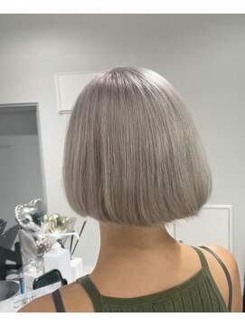 ルイス 喜連瓜破(Luis) ホワイトグレー