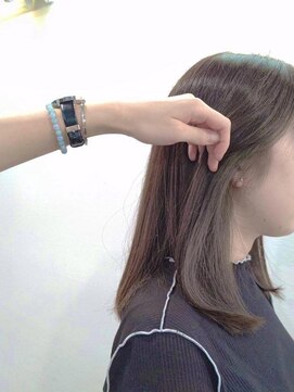 ラテ アトリエ(latte atelier) 大人可愛い/インナーカラー/グレージュ