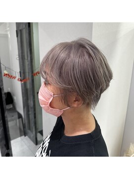 ルイス 喜連瓜破(Luis) ラベンダーグレージュ