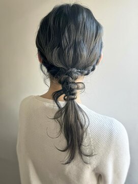 エル セルカ 高田馬場(el CERCA) 大人可愛い変則ポニーテールスタイル