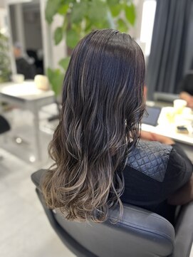 エース 春日部店(A) グラデーションカラー