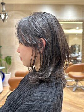 ビュートリアム265(BEAUTRIUM 265) ◆ミディアムレイヤー/レイヤーカット/銀座/くびれヘア/アッシュ