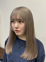 ジーニー 横浜(giinii) ミルクティーベージュ