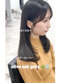 レイヤーカット＿オリーブアッシュグレー＿　担当　垣内　9111