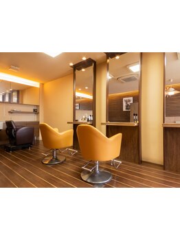 【メンズカット専門店HiLO】朝9時～夜19時まで営業、早朝や仕事にサクッと髪を切りたい方歓迎◎