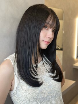 オムニス 表参道(Omnis) 暗髪美髪レイヤーカット顔周りレイヤーくびれミディアムレイヤー