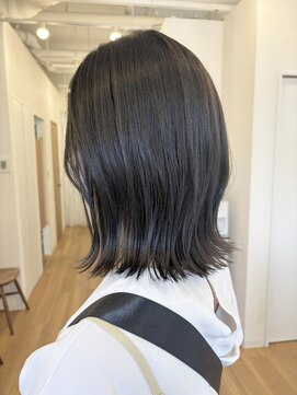 シファ(sifa) 外ハネ×アッシュブラウン