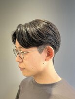 エイトメン 池袋東口店(EIGHT MEN)&nbsp;【清潔感のあるセンターパート】刈り上げスタイル