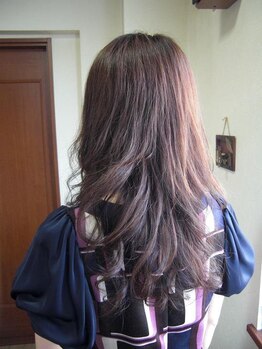 パーマハウスマリオンの写真/多くの施術経験と薬剤知識で、気になるクセ毛・うねりも扱いやすく♪文句なしの可愛さでStylingも簡単!!