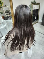 ココベロビビ(cocoBELOvivi)&nbsp;黒髪くせ毛ロングが酸性縮毛矯正でさらさら美髪へ