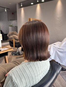 マーレ(MARLE./) 大人かわいい切りっぱなしボブ
