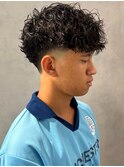 メンズショート 刈り上げ 眉カット 福山 波巻きパーマ