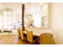 リラックス出来るカフェスペースで至福のひとときを♪