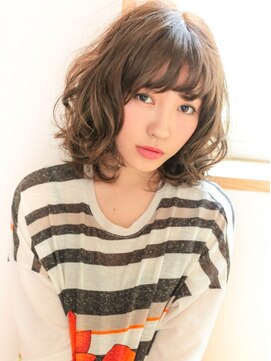 プロム(Prom) カッコ可愛いミディアムボブ