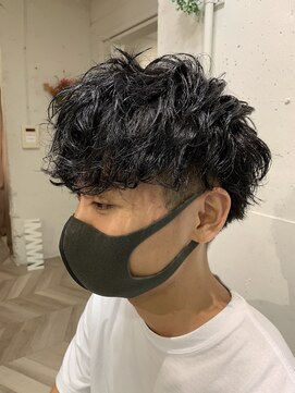 エル(EL by green) 【MITSU】フェザーマッシュショートレイヤー×ツーブロック