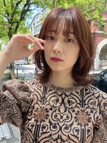 ビュートリアム 南青山(BEAUTRIUM)&nbsp;ミディアムくびれレイヤー イルミナカラー 表参道 20代30代40代