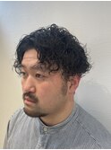 センターパートパーマスタイル