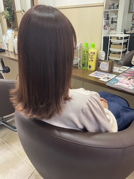 コアフィールフィス(COIFFURE fils) 【見附 今町】ウォームカラー ピンクレッド