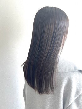 ユニークの写真/【弥刀/久宝寺口】髪質改善で毛先までまとまりのある美髪に！縮毛矯正より優しい薬剤で自然な仕上がりに◎