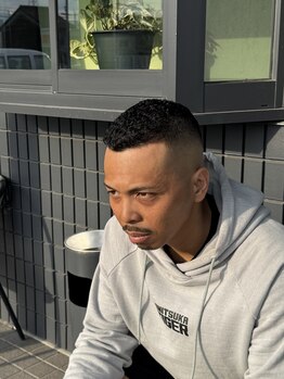 ケースタイル(K-style)の写真/【朝8時から受付】学生さんからシニア世代まで幅広く愛される行きつけの床屋さん。いつでもお得に通えます!