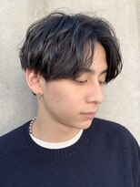 フィフス 大分(fifth)&nbsp;大分シャドウパーマメンズカットラウンドマッシュセンターパート