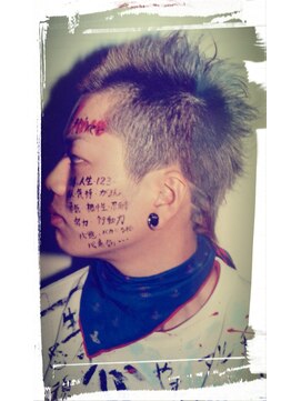 ヘアーデザイン アブー(hair design A BOO) Wカラーモヒカンウルフ★