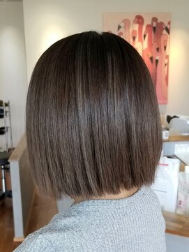 ヘアーリゾート マハナ(HAIR RESORT MAHANA) 【hair resort MAHANA平岩】ハイライトグレー×ショートボブ
