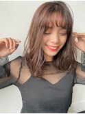 小顔ふんわりくびれ無造作カールセミディ