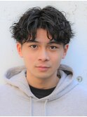 *黒髪ウェットツイスパアップバング　パーマ強め流行髪型*