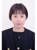 ぱつっとボブ大人ナチュラルオン眉ショートボブ黒髪暗髪秋色