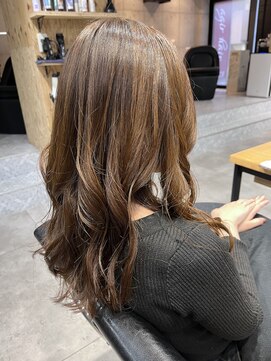 ネウィ 池袋(newi) モノトーンバイオレット